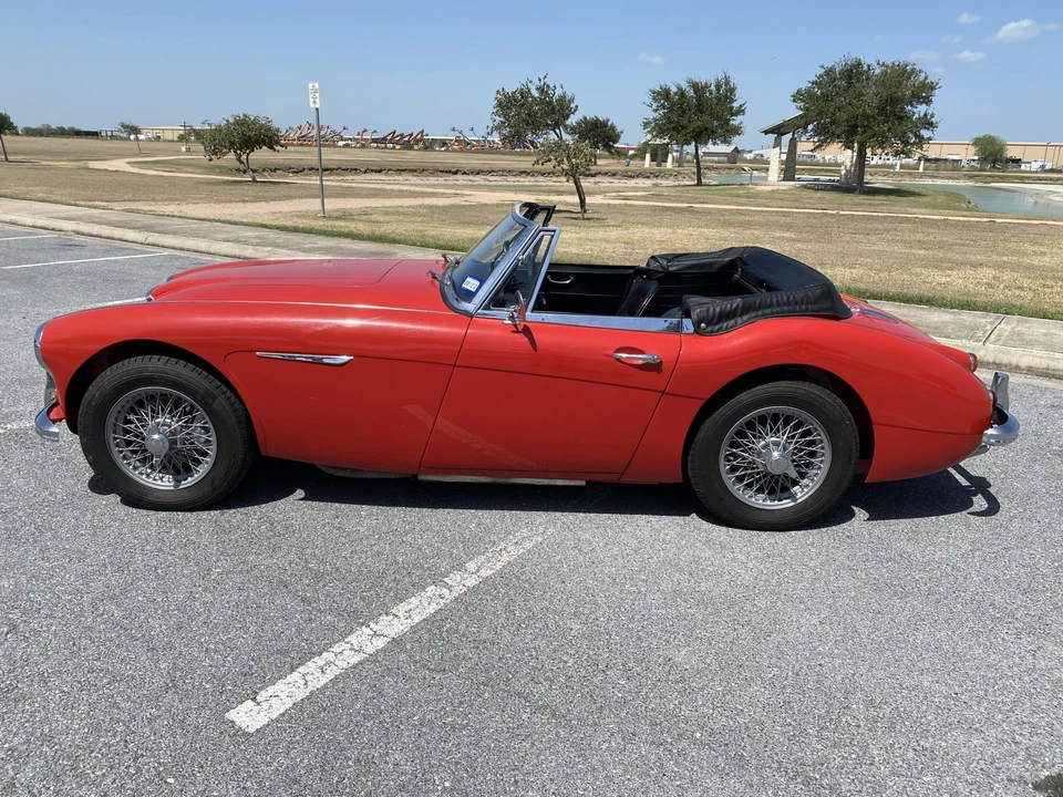 1966 Austin-Healey 3000 Mark III - Image 15 of 31