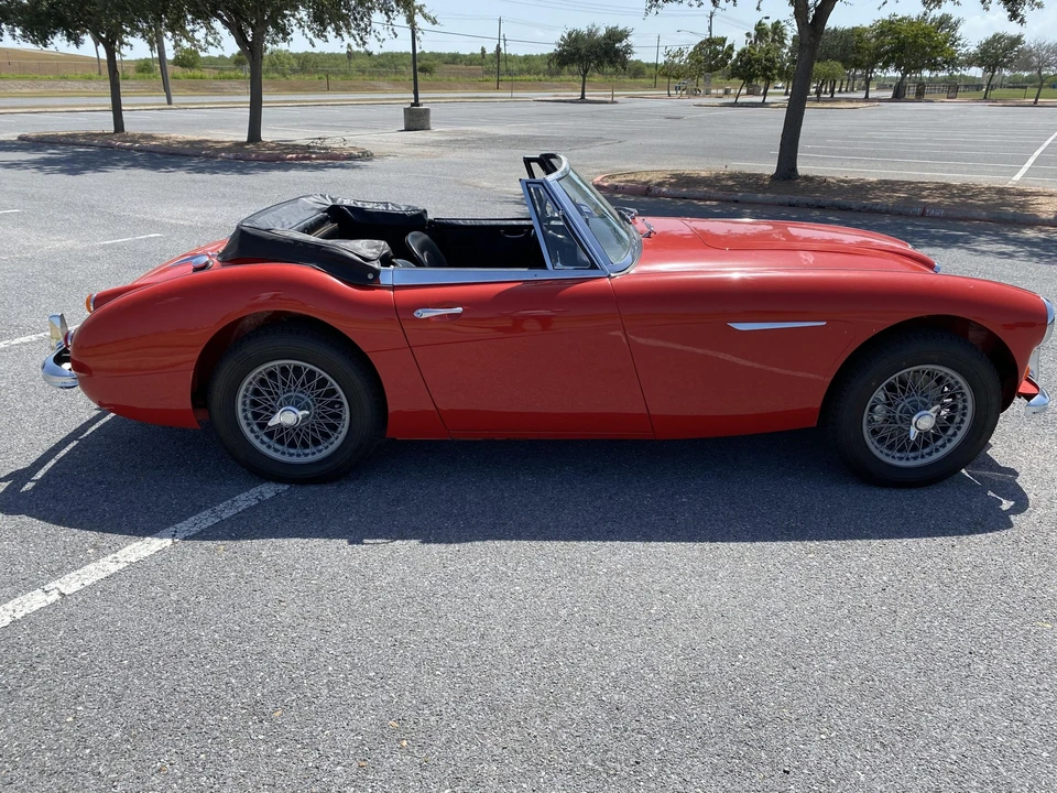 1966 Austin-Healey 3000 Mark III - Image 8 of 31