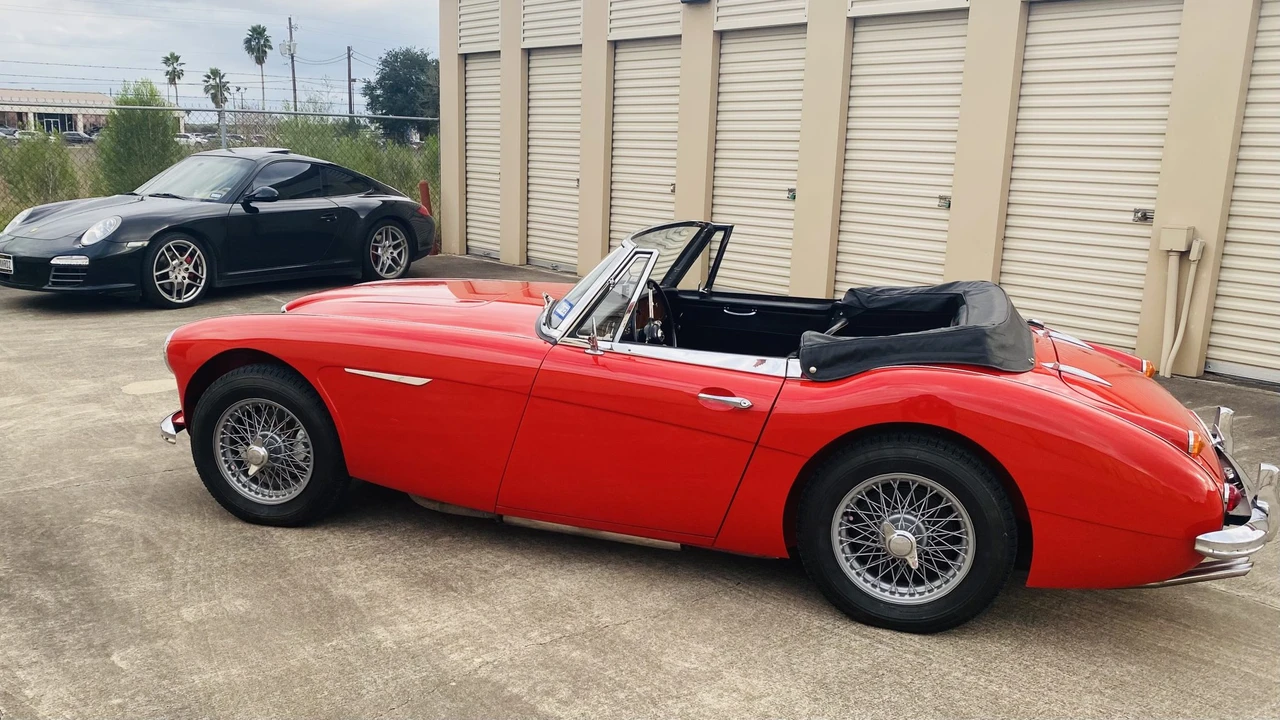 1966 Austin-Healey 3000 Mark III - Image 14 of 31