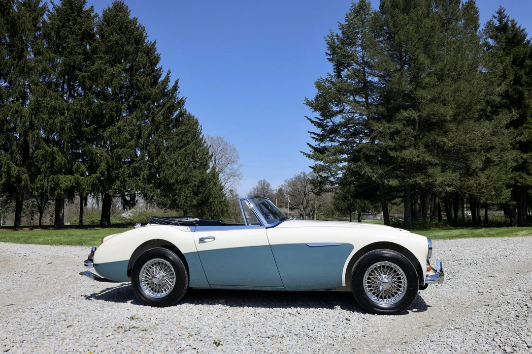 1966 Austin-Healey 3000 Mark III - Image 20 of 31