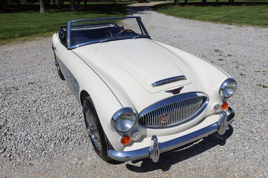 1966 Austin-Healey 3000 Mark III - Image 17 of 31