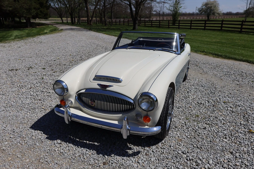 1966 Austin-Healey 3000 Mark III - Image 10 of 31