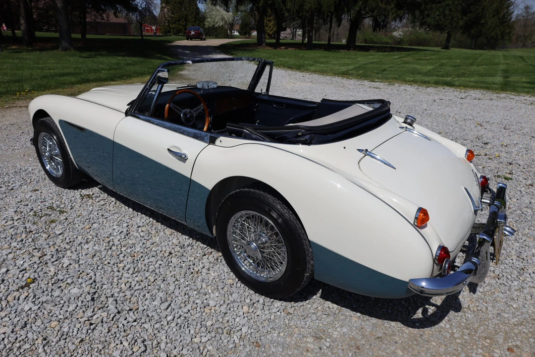 1966 Austin-Healey 3000 Mark III - Image 25 of 31