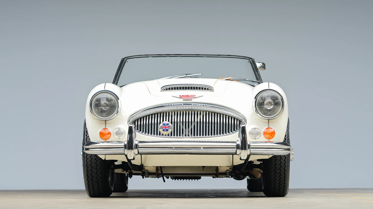 1966 Austin-Healey 3000 Mark III - Image 13 of 31