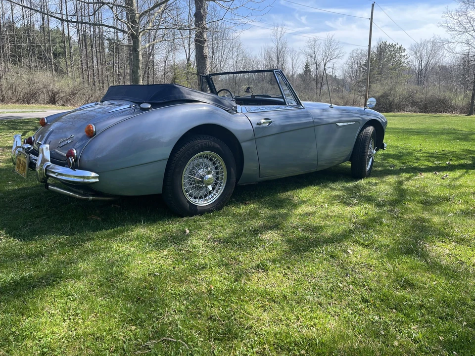 1966 Austin-Healey 3000 Mark III - Image 10 of 31