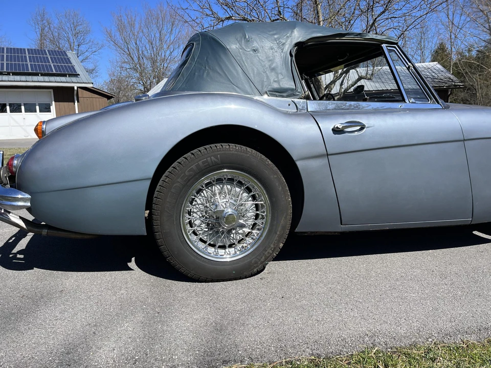 1966 Austin-Healey 3000 Mark III - Image 26 of 31