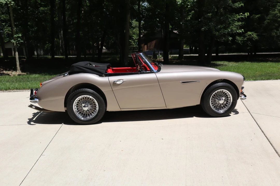 1966 Austin-Healey 3000 Mark III - Image 17 of 31