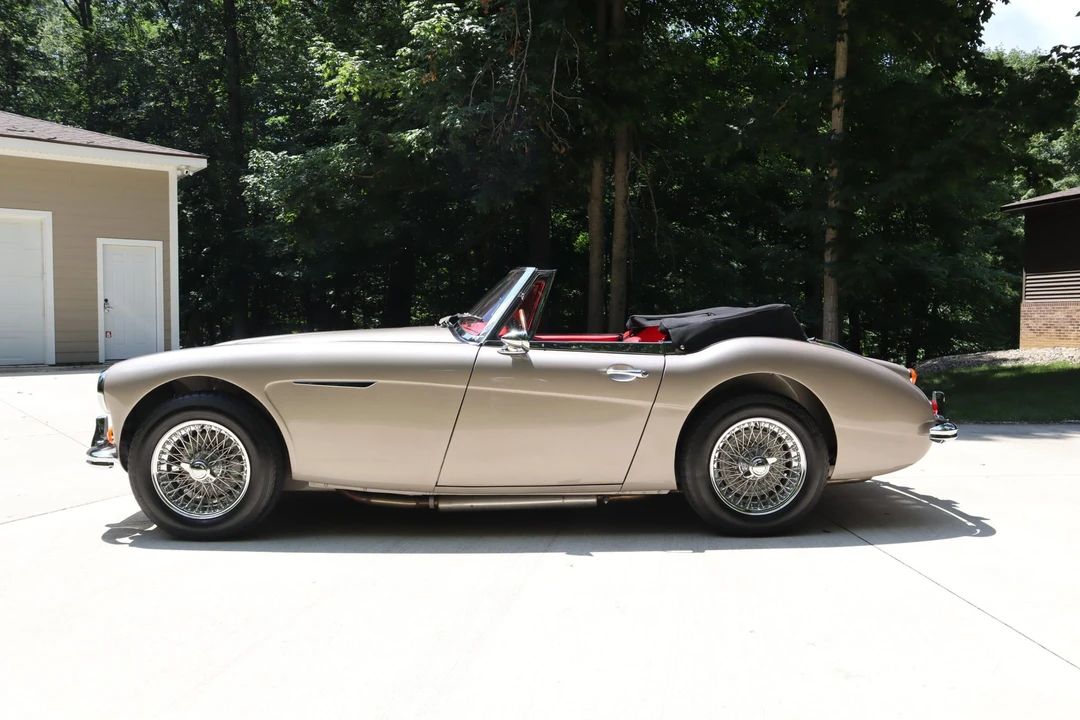 1966 Austin-Healey 3000 Mark III - Image 8 of 31