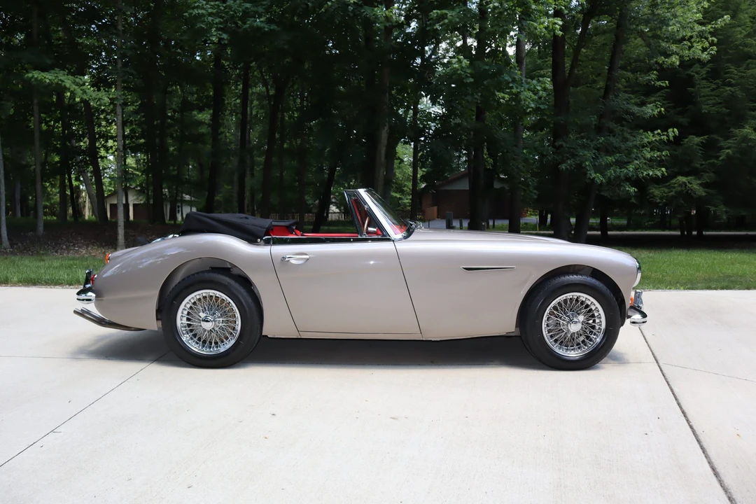 1966 Austin-Healey 3000 Mark III - Image 19 of 31