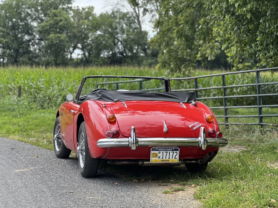 1966 Austin-Healey 3000 Mark III - Image 19 of 31