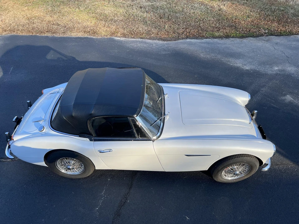 1966 Austin-Healey 3000 Mark III - Image 19 of 31