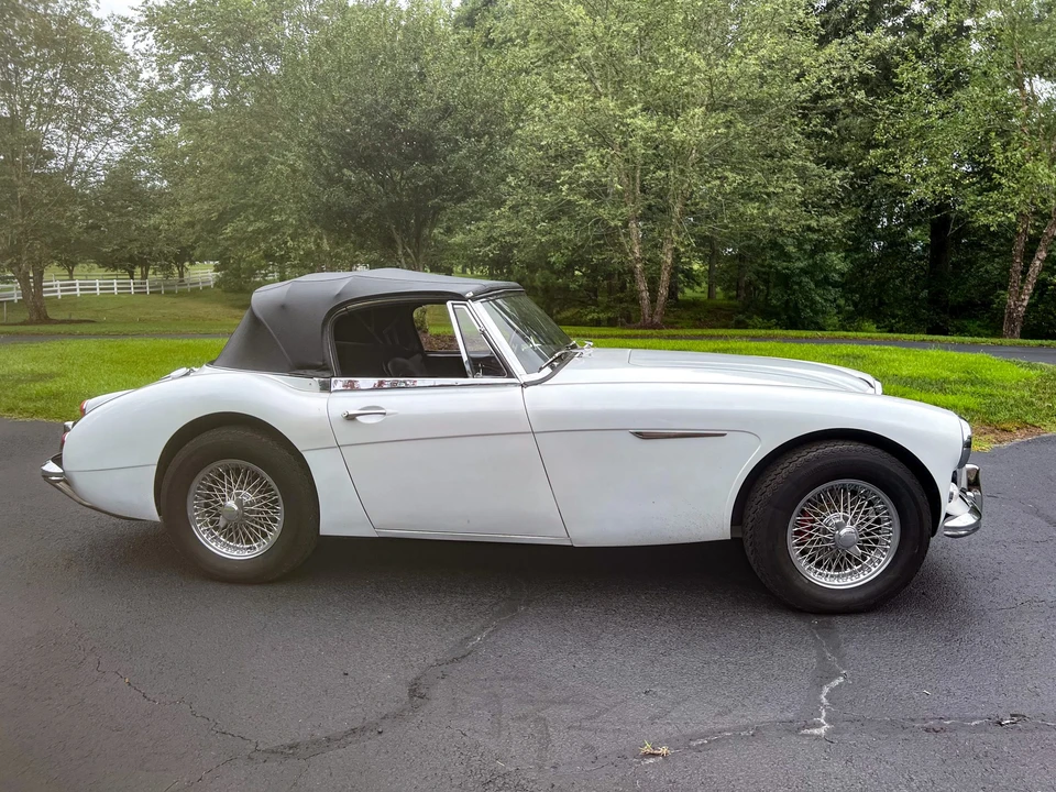 1966 Austin-Healey 3000 Mark III - Image 6 of 31