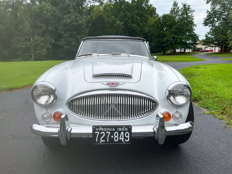 1966 Austin-Healey 3000 Mark III - Image 16 of 31