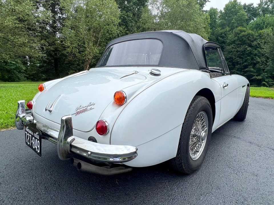 1966 Austin-Healey 3000 Mark III - Image 9 of 31