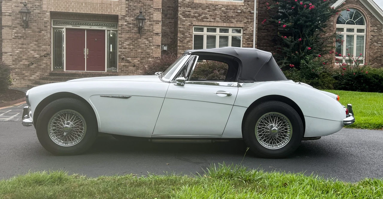 1966 Austin-Healey 3000 Mark III - Image 15 of 31