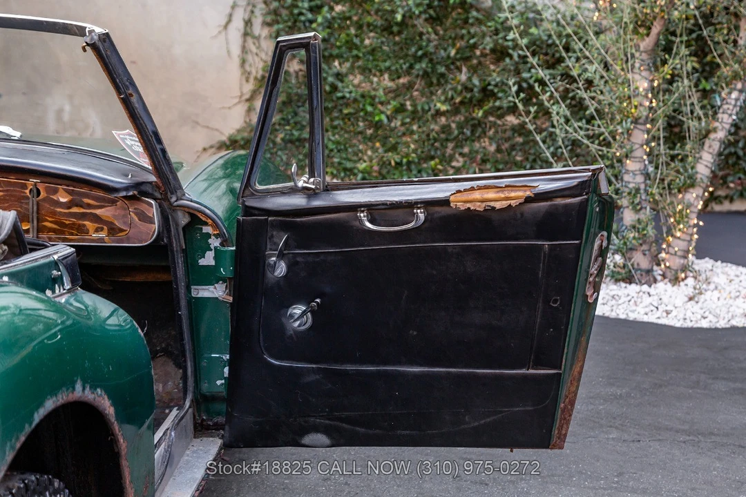 1966 Austin-Healey 3000 Mark III - Image 30 of 31