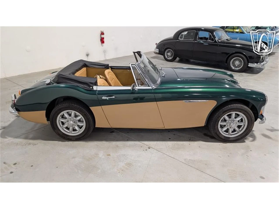 1966 Austin-Healey 3000 Mark III - Image 17 of 31