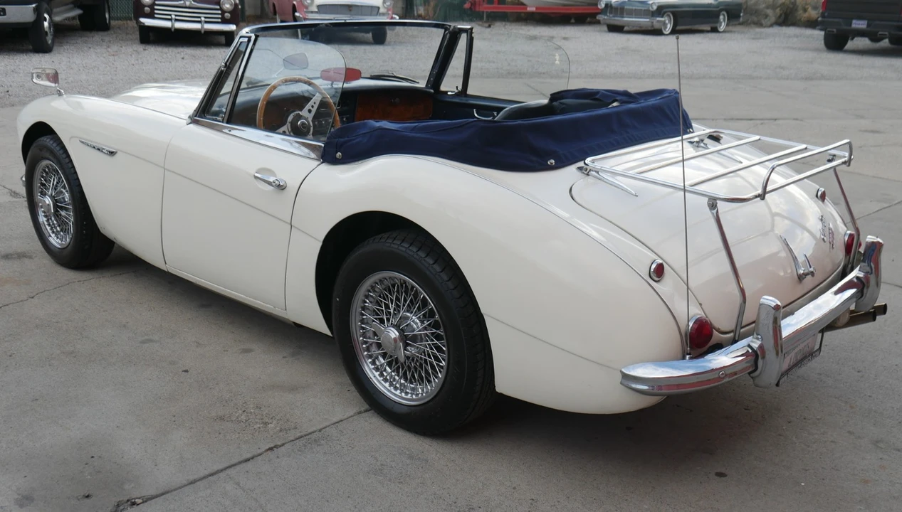 1966 Austin-Healey 3000 Mark III - Image 6 of 12