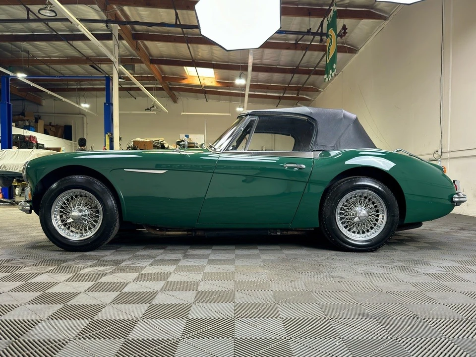 1966 Austin-Healey 3000 Mark III - Image 12 of 31