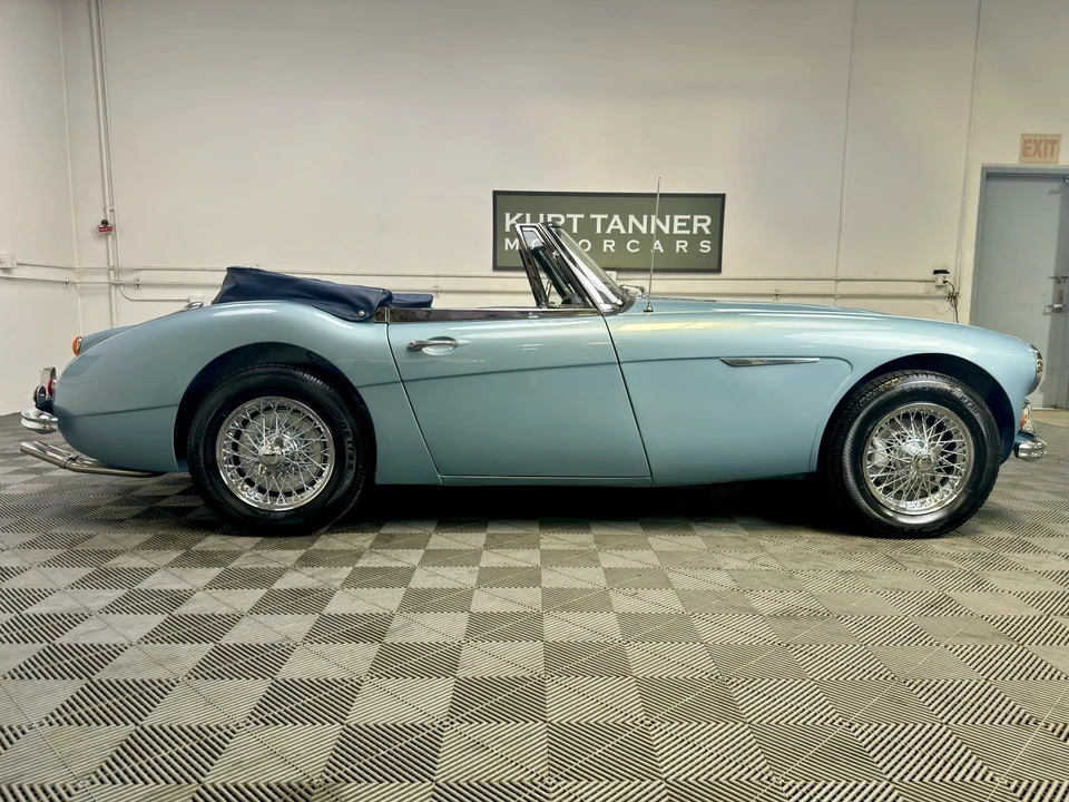 1966 Austin-Healey 3000 Mark III - Image 7 of 26