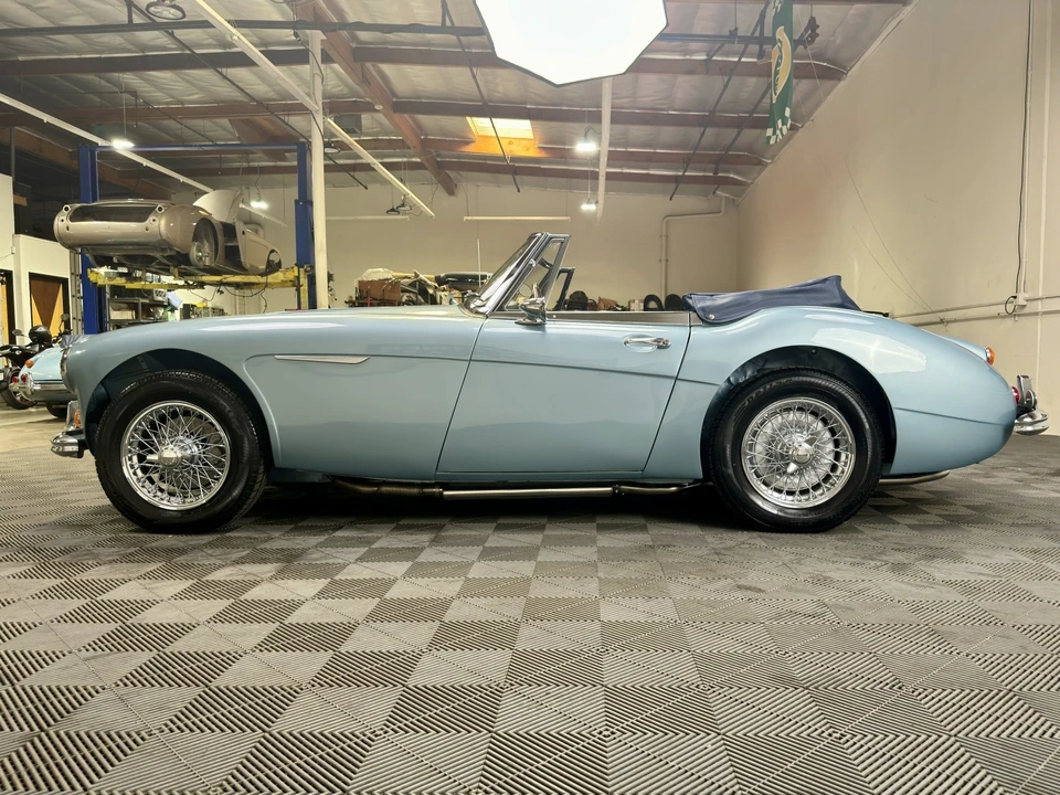 1966 Austin-Healey 3000 Mark III - Image 8 of 26