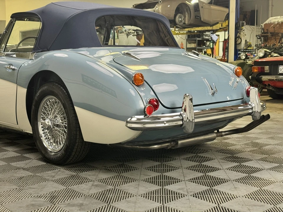1966 Austin-Healey 3000 Mark III - Image 14 of 31