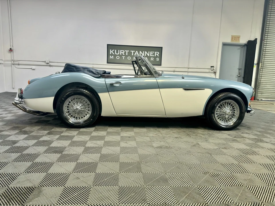 1966 Austin-Healey 3000 Mark III - Image 13 of 31