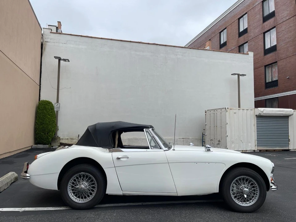 1966 Austin-Healey 3000 Mark III - Image 3 of 8