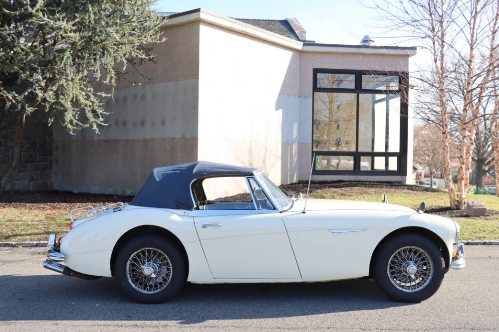 1966 Austin-Healey 3000 Mark III - Image 3 of 8