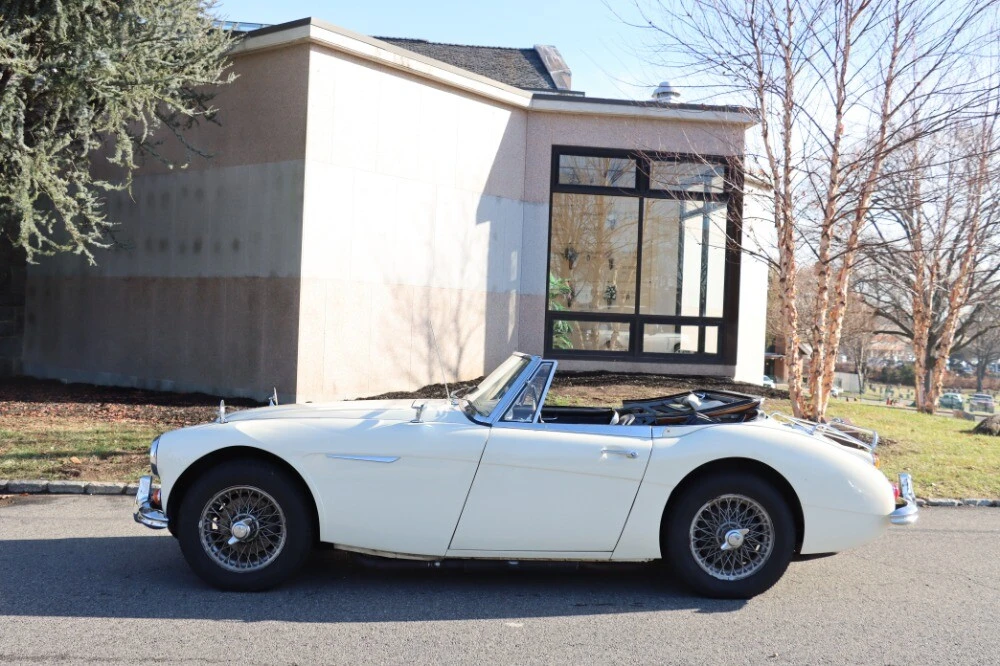 1966 Austin-Healey 3000 Mark III - Image 4 of 8