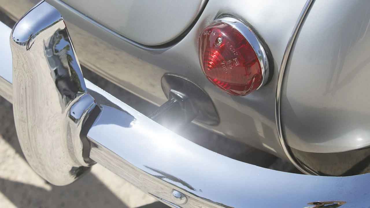1966 Austin-Healey 3000 Mark III - Image 22 of 31
