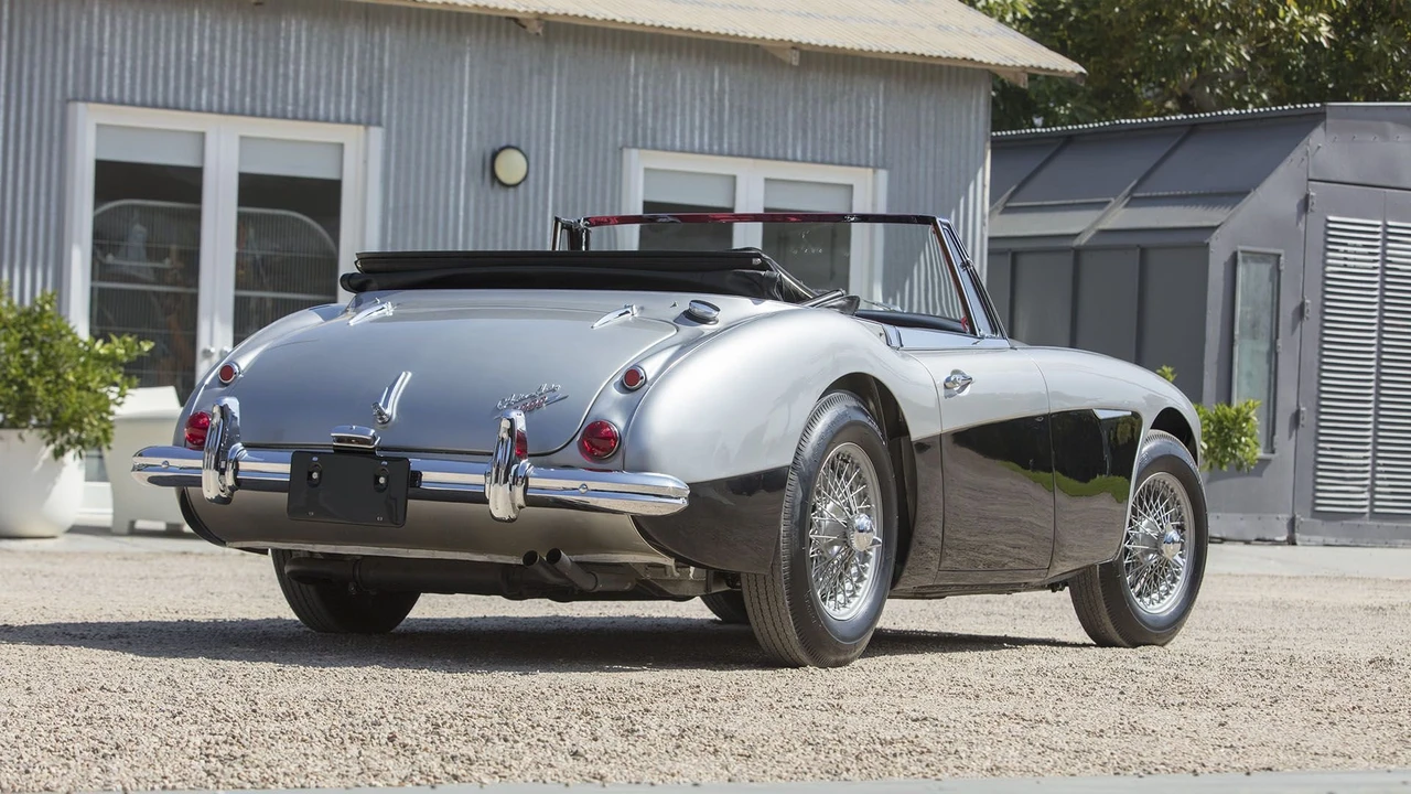 1966 Austin-Healey 3000 Mark III - Image 14 of 31