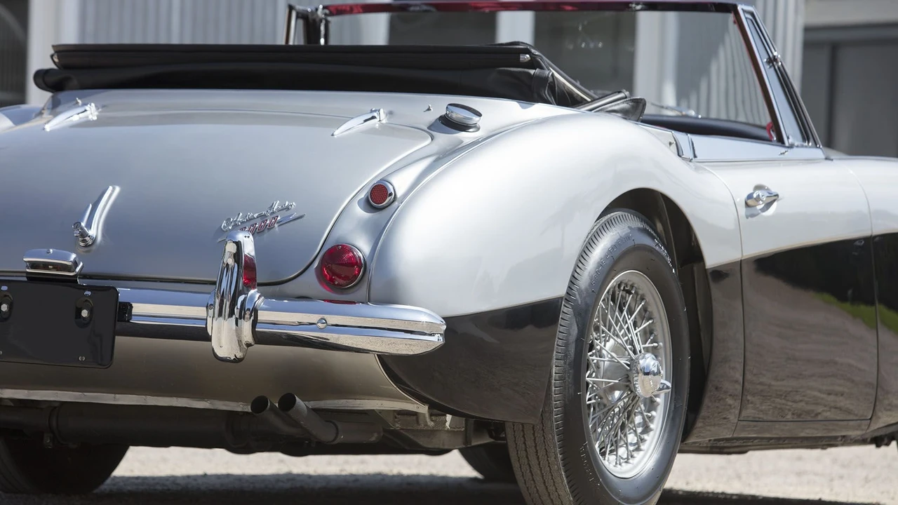 1966 Austin-Healey 3000 Mark III - Image 26 of 31