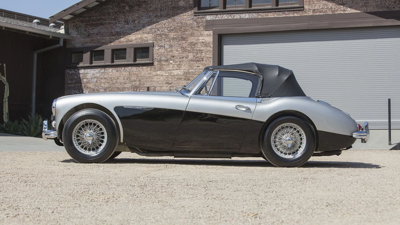 1966 Austin-Healey 3000 Mark III - Image 23 of 31