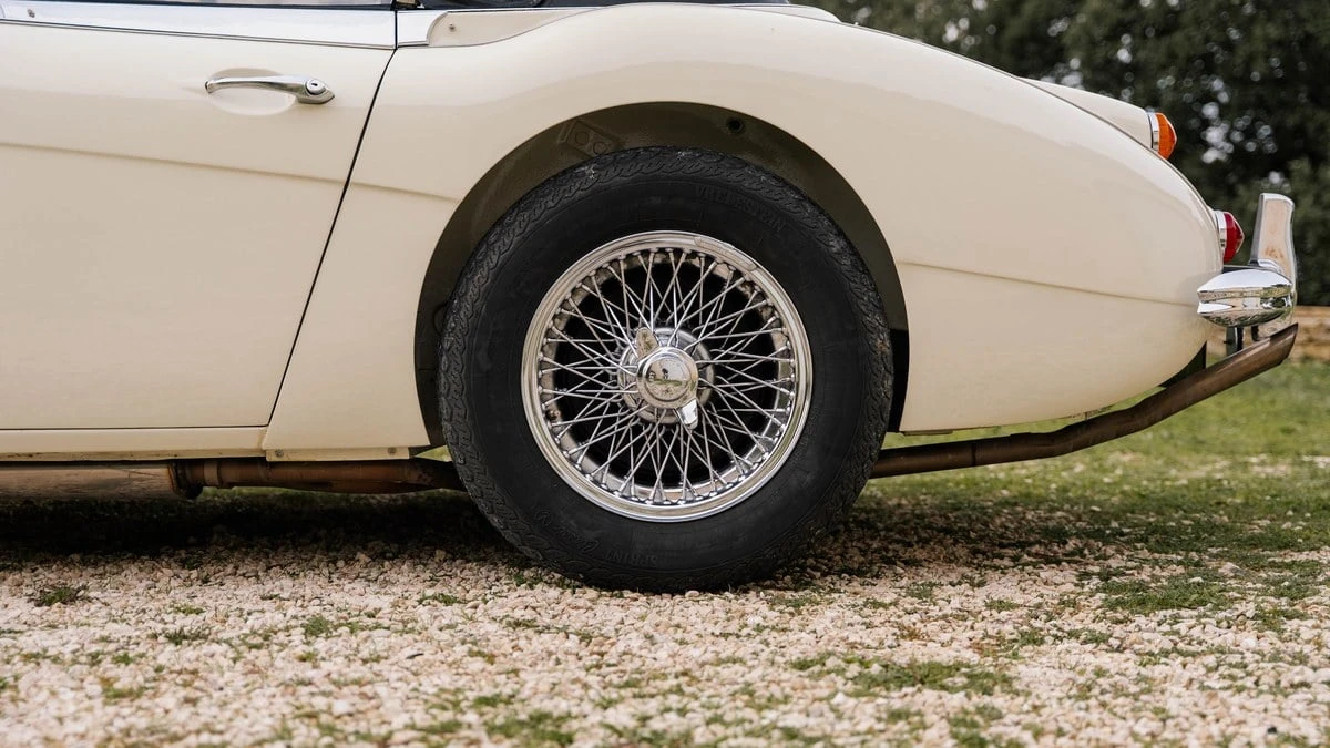 1966 Austin-Healey 3000 Mark III - Image 19 of 30