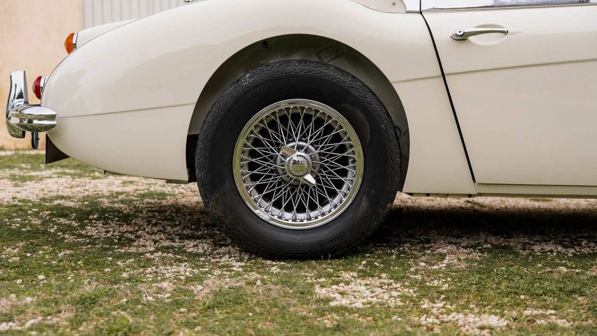 1966 Austin-Healey 3000 Mark III - Image 20 of 30