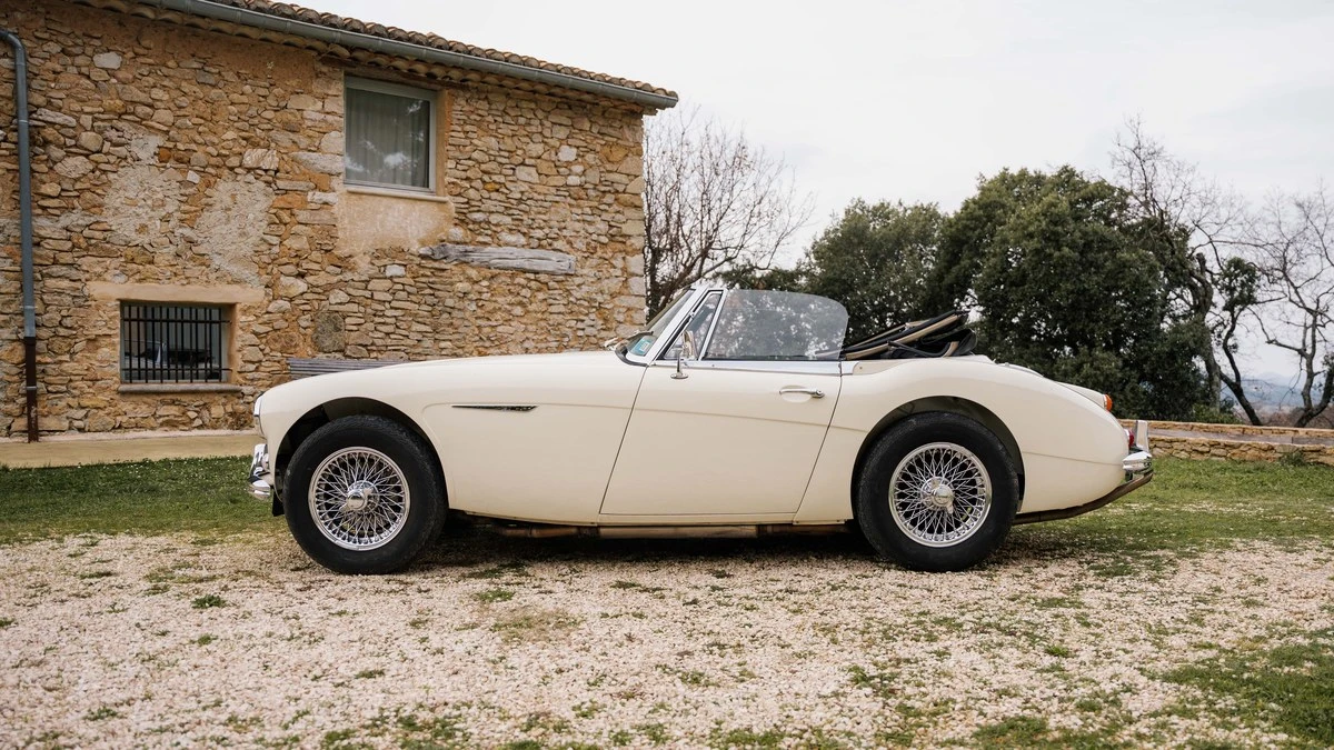 1966 Austin-Healey 3000 Mark III - Image 8 of 30