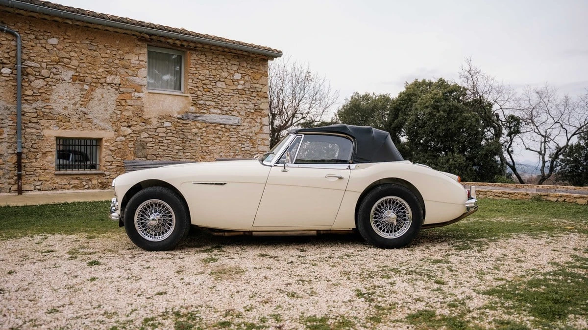 1966 Austin-Healey 3000 Mark III - Image 17 of 30