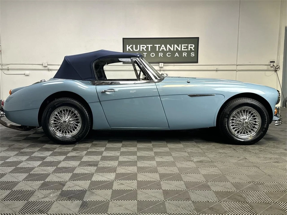 1966 Austin-Healey 3000 Mark III - Image 11 of 31