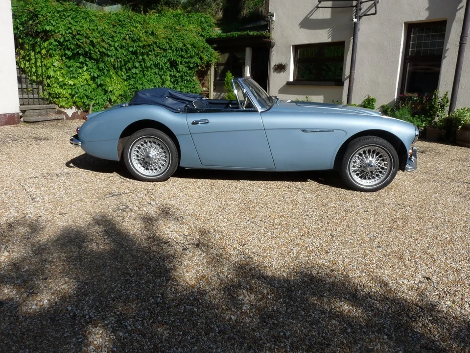 1966 Austin-Healey 3000 Mark III - Image 7 of 31