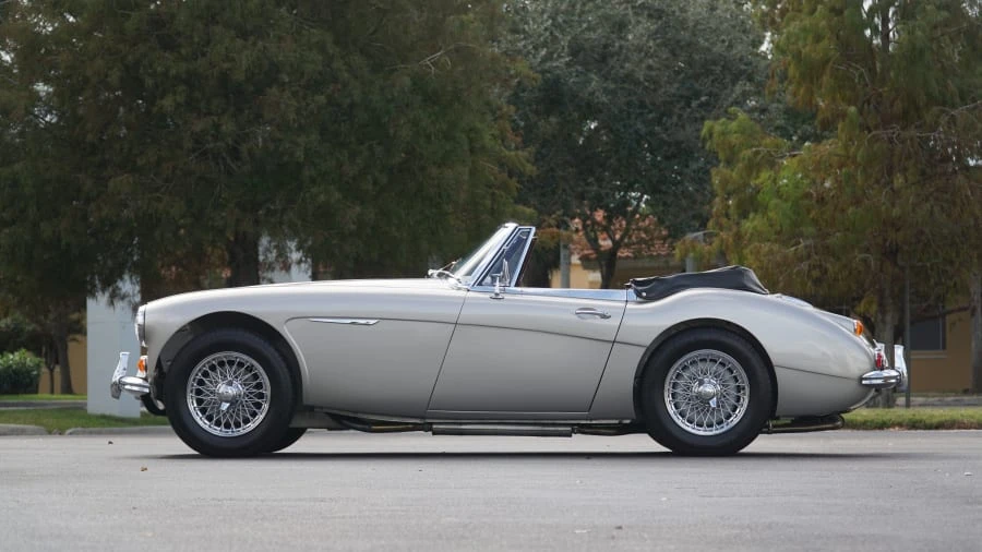 1966 Austin-Healey 3000 Mark III - Image 2 of 22