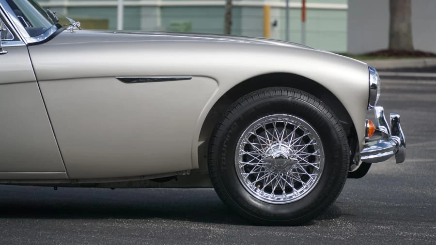 1966 Austin-Healey 3000 Mark III - Image 17 of 22