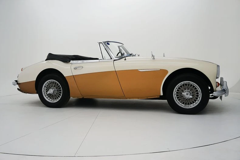 1966 Austin-Healey 3000 Mark III - Image 13 of 20