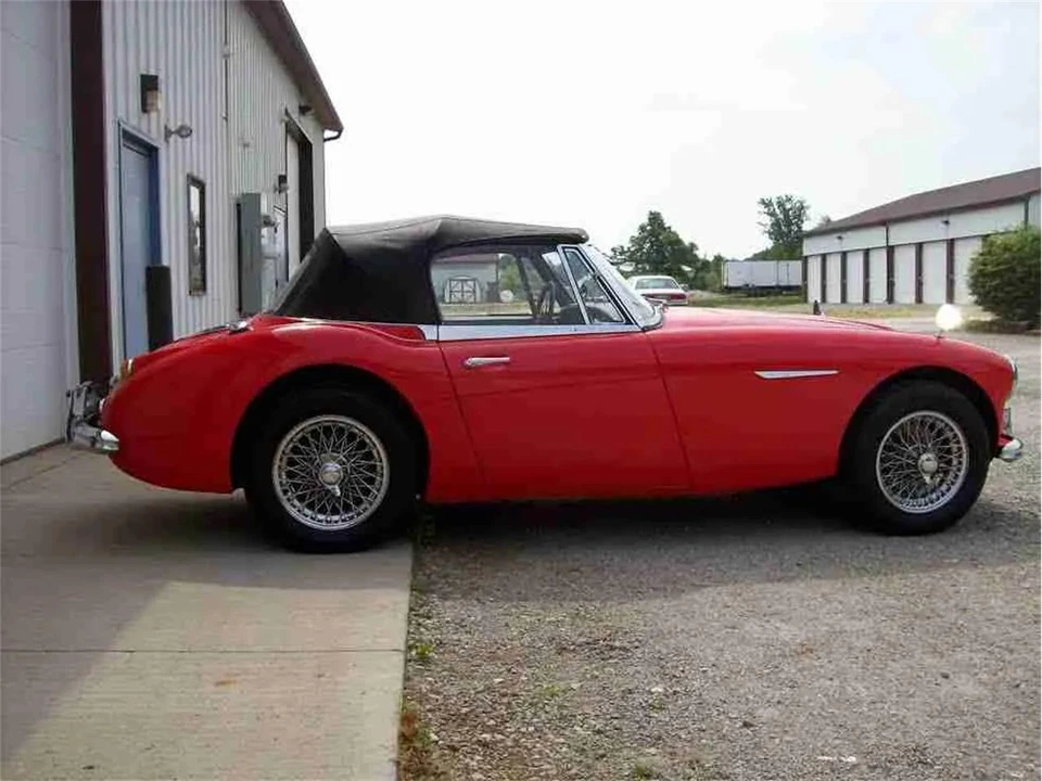 1966 Austin-Healey 3000 Mark III - Image 10 of 11