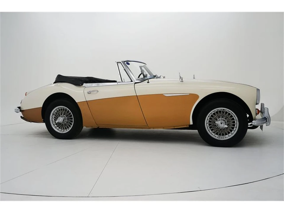 1966 Austin-Healey 3000 Mark III - Image 13 of 31