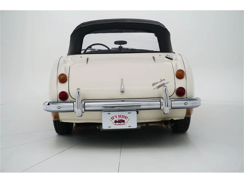 1966 Austin-Healey 3000 Mark III - Image 25 of 31
