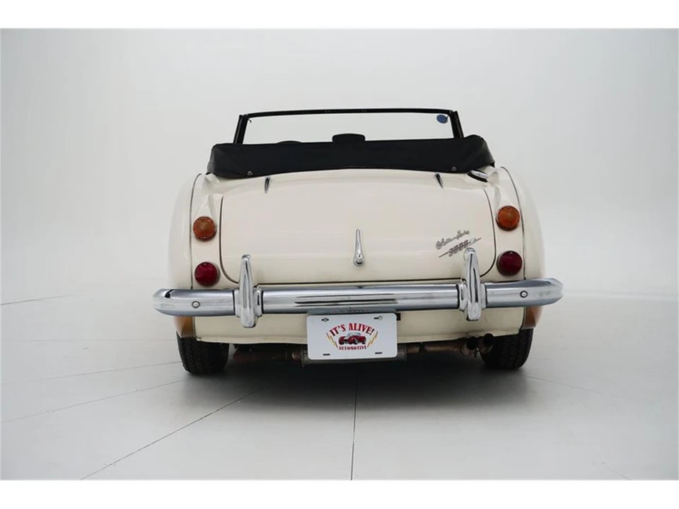1966 Austin-Healey 3000 Mark III - Image 9 of 31