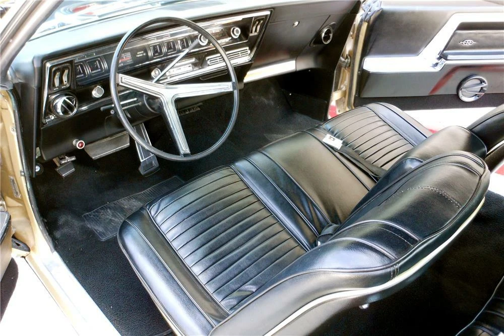 1966 Buick Riviera 2nd Gen - Image 3 of 4