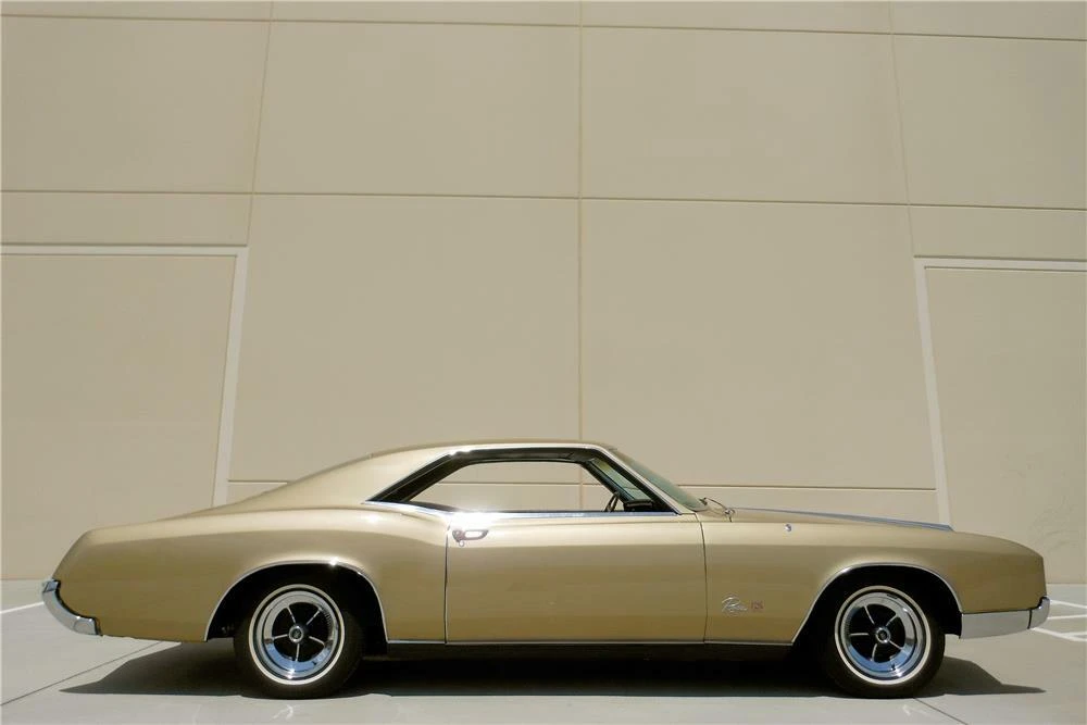 1966 Buick Riviera 2nd Gen - Image 4 of 4