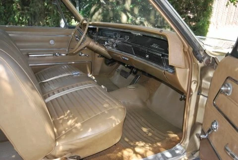 1966 Buick Wildcat - Image 4 of 5
